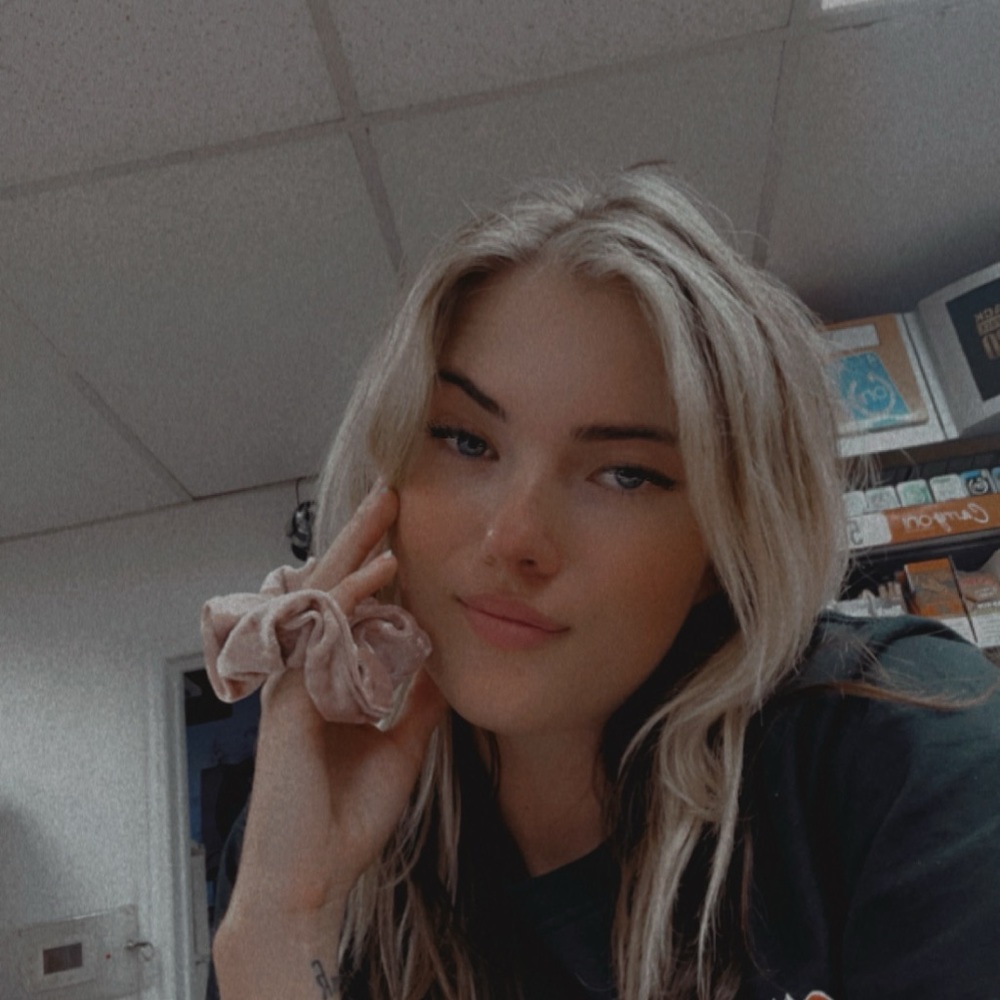 Meet your Posher, Amanda